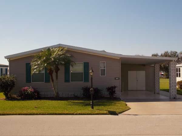 136 East Hampton Dr., Auburndale, FL 33823