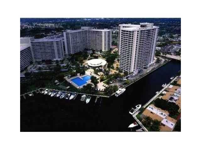 600 THREE ISLANDS BL # 1403, Hallandale, FL 33009