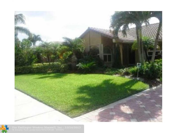 10972 NW 5TH CT, Fort Lauderdale, FL 33324