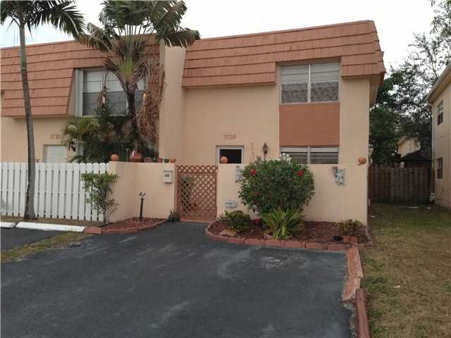 3729 SW 59TH AV # 120, Fort Lauderdale, FL 33314