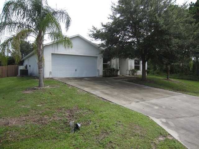 527 Australian Rd Nw, Palm Bay, FL 32907