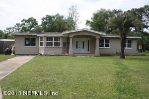 2552 Emily Ln, Jacksonville, FL 32216