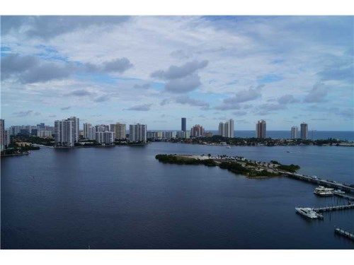 7000 ISLAND BL # 2304, North Miami Beach, FL 33160