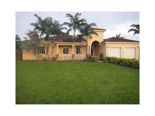 32255 SW 206 AV, Homestead, FL 33030