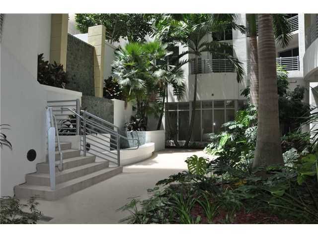 1830 RADIUS DR # 1216, Hollywood, FL 33020