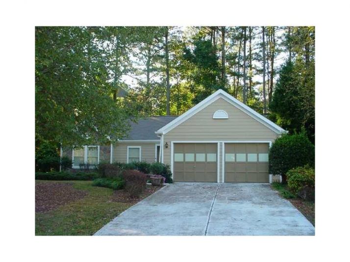 10385 Summer Creek Drive, Alpharetta, GA 30022