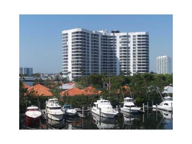 3600 MYSTIC POINTE DR # 117, Miami, FL 33180