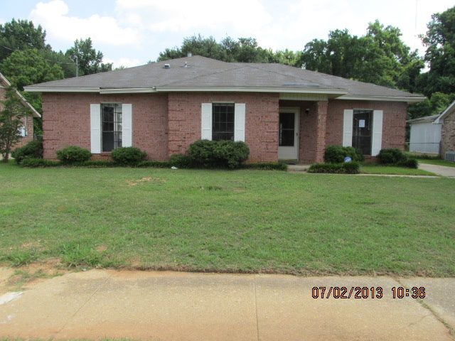 5733 Hyde Park Drive, Montgomery, AL 36117