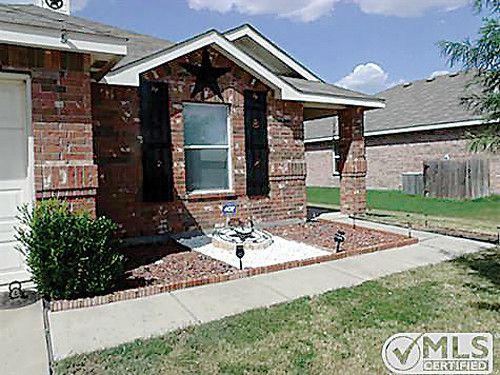 302 Bonnie Court, Anna, TX 75409