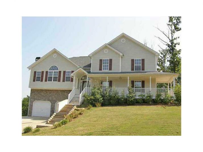 404 Maple Ridge, White, GA 30184