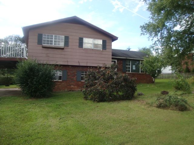 200 Duff Circle, Castlewood, VA 24224