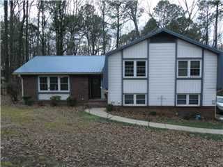 2500 Edwards Dr, Bessemer, AL 35022