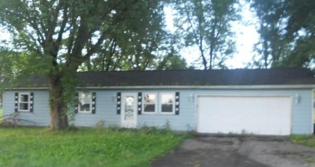 246 W Britton Rd, Burbank, OH 44214