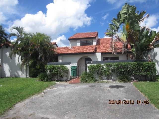 6639 Nw 180th Ter, Hialeah, FL 33015