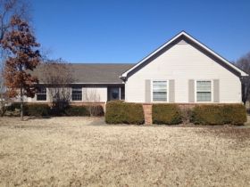 1704 Julie St, Union City, TN 38261