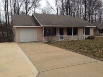 2926 Green Leaf St, Union City, TN 38261