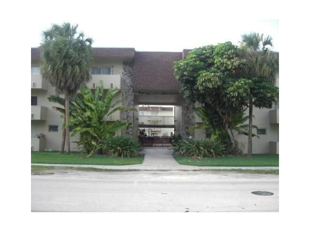 7505 SW 82 ST # 210, Miami, FL 33143