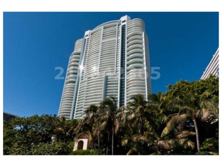 1643 BRICKELL AV # 2304, Miami, FL 33129