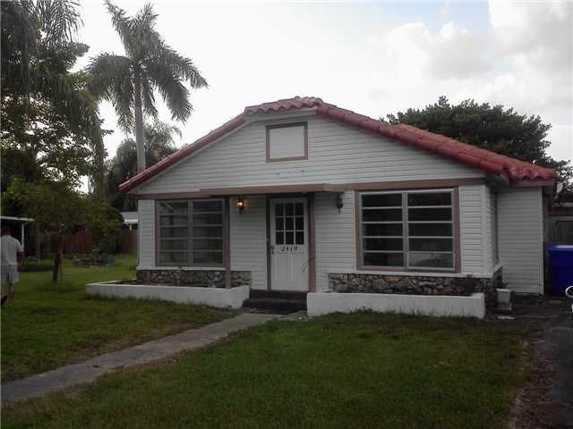 2419 GRANT ST, Hollywood, FL 33020