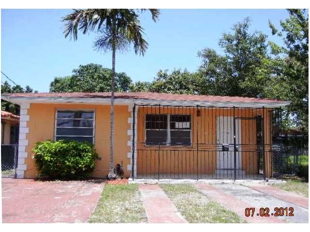 761 NW 22 PL, Miami, FL 33125