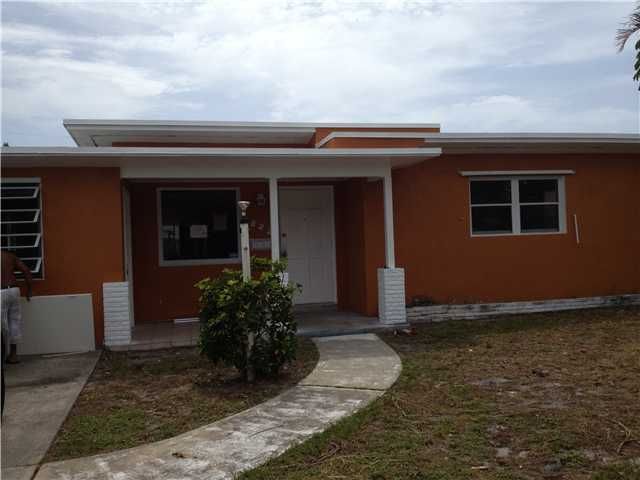 822 S M ST, Lake Worth, FL 33460