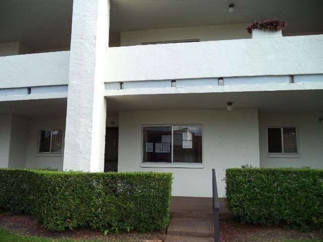 3212 Strawflower Way Apt 106, Lake Worth, FL 33467