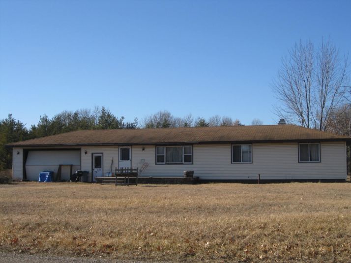 N10883 17th Avenue, Necedah, WI 54646