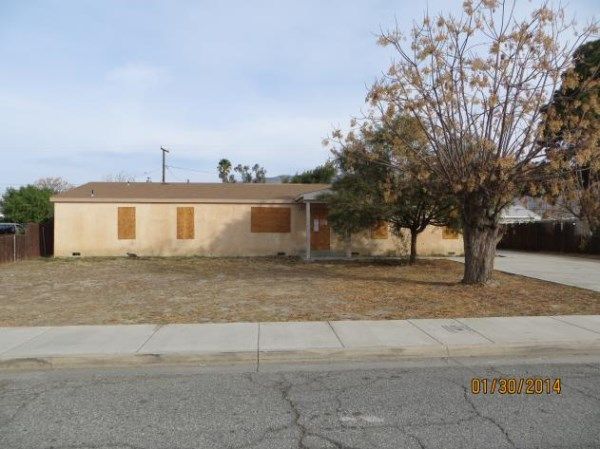 339 East 6th Street, San Jacinto, CA 92583