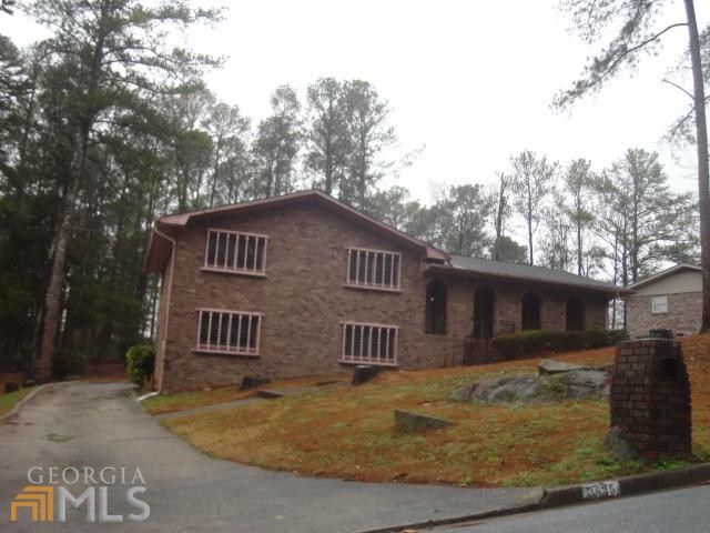 3685 Creekview Cir, Atlanta, GA 30349