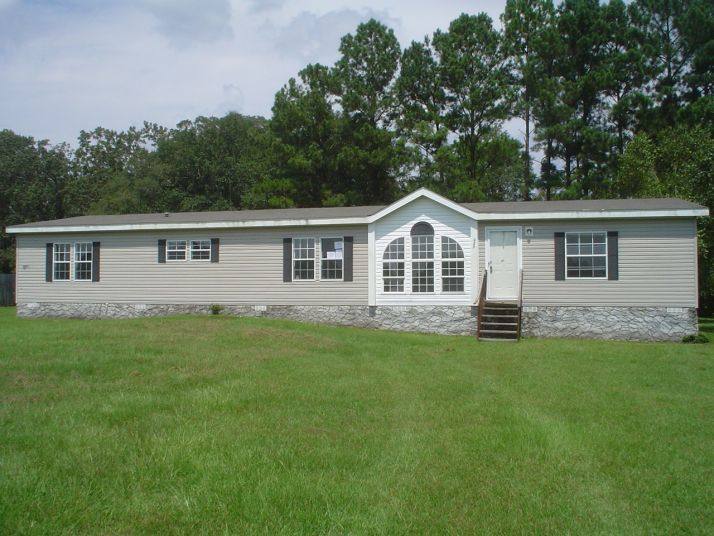 283 Roberts Rd, Hahira, GA 31632