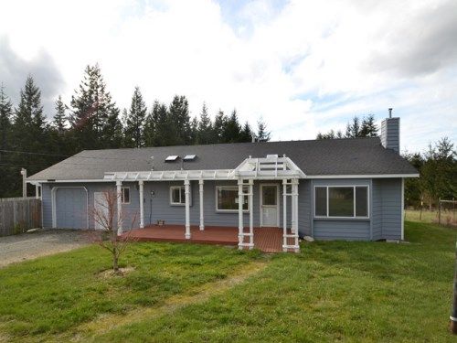 395 Sunset Drive, Oak Harbor, WA 98277