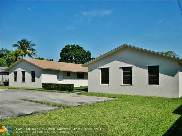 5829 LINCOLN ST, Hollywood, FL 33021