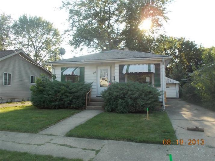 972 Barney Ave, Flint, MI 48503