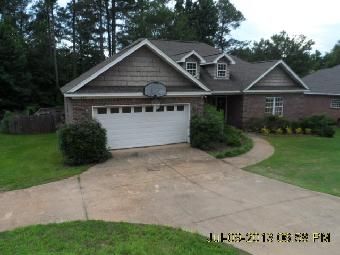 1327 N College St, Auburn, AL 36830