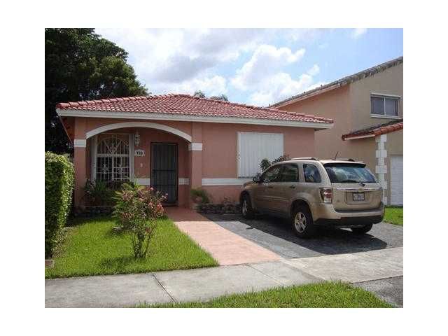 933 SE 13 RD, Homestead, FL 33035