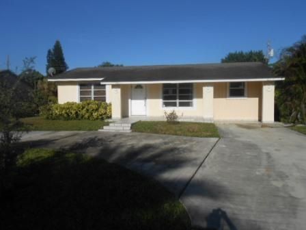 6731 Westview Dr, Lake Worth, FL 33462