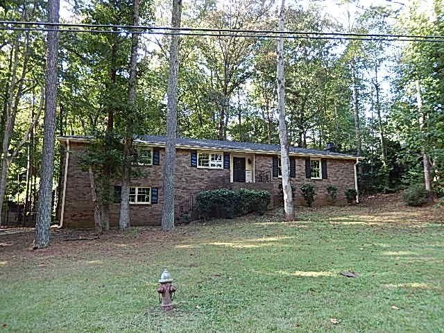 4701 S Seminole Dr, Douglasville, GA 30135