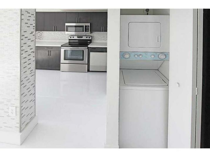 2801 FLORIDA AV # 410, Miami, FL 33133