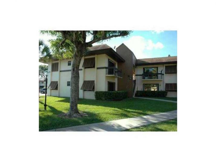 7985 SW 86 ST # 428, Miami, FL 33143