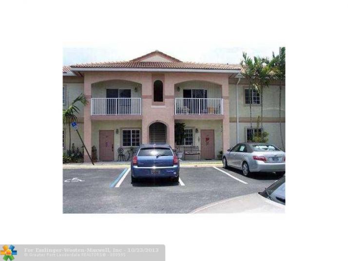 4902 Washington St # 12-5, Hollywood, FL 33021