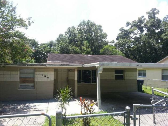 1609 E MAPLE AVE, Tampa, FL 33604