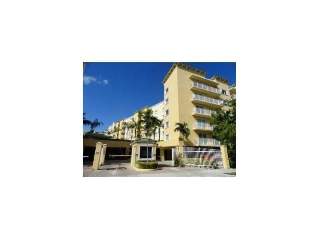 2475 NW 16 ST # 301, Miami, FL 33125