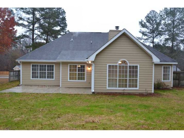 820 Cambridge Creek Drive, Conyers, GA 30094