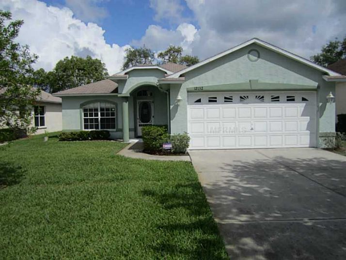 12132 Loblolly Pine Dr, New Port Richey, FL 34654