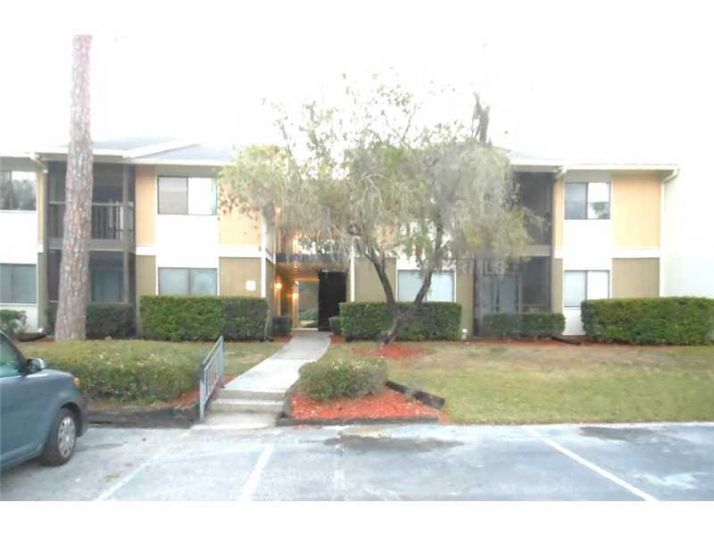 13389 Arbor Pointe Cir Unit 201 Fka 5115 Arbor Pointe Cir Unit 506, Tampa, FL 33617