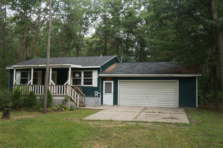 14390 Warrington La, Gillett, WI 54124