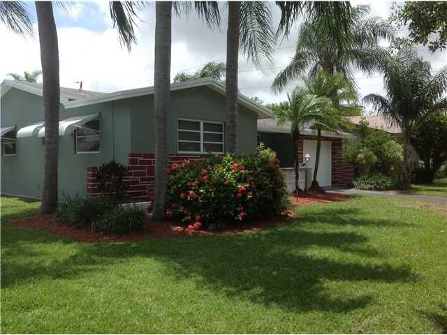 5516 VAN BUREN ST, Hollywood, FL 33021