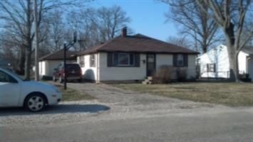 1302 Ash St, Marshall, IL 62441