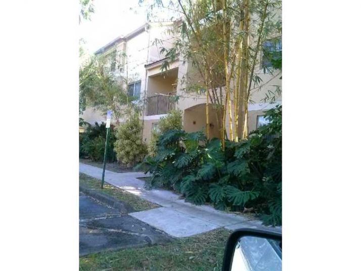 751 N PINE ISLAND RD # 212, Fort Lauderdale, FL 33324