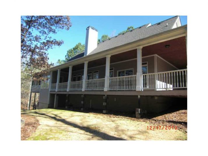 18 Crolley Lane, White, GA 30184